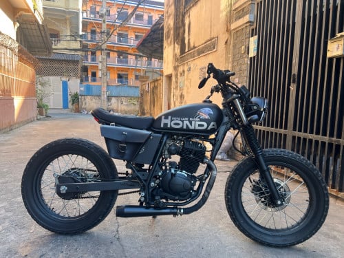 Honda  CB223 cc