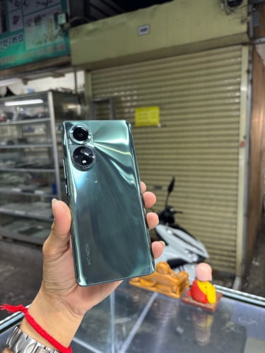 Honor 50 256G Ram8G Sim2 CH ដូរខ្នងក្រោយ