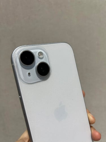 iPhone 15 128GB