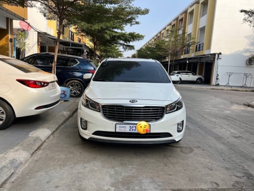 Kia Canival 015