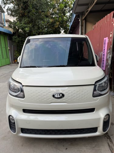 Kia ray 2018 ឡានស្អាត ( បង់រំលស់ងាយៗ  25 ខេត្ត )