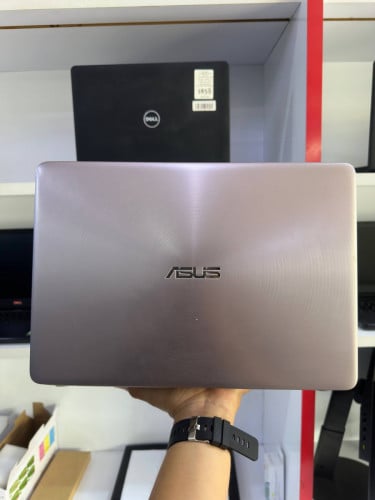 Laptop ASUS UX410UQK