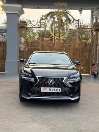 Lexus NX200t អារ៉ាប់ 7ប៊ូតុង Full Options ឡានថ្មី ខ្លាញ់គោ