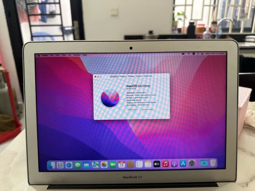 MacBook Air 2017 8G of Ram 128G