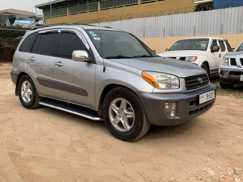 Rav4L ឆ្នាំ 2001 ប៉ុង1 ឡានស្អាត