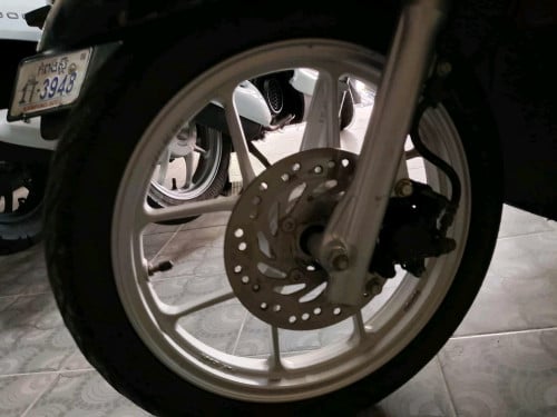 scoopy i 024បនពន្ធបាន