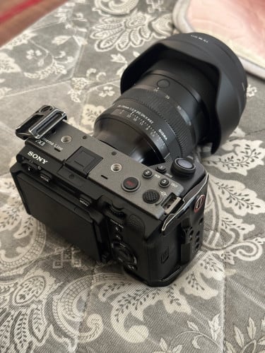 Sell Sony fx3 and sigma len 24-70 f2.8 art len II 3600$