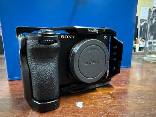 Sony A6700 only body