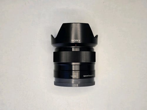 Sony E 35mm f1.8 OSS