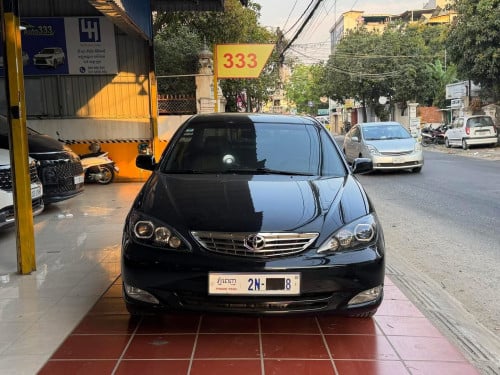 Toyota Camry 2004 បាឡែន XLE