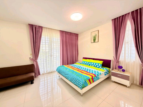 Twins villa For Rent / Borey Peng Huoth Bueng Snor