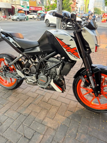 ម៉ូតូ
