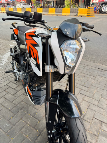ម៉ូតូ