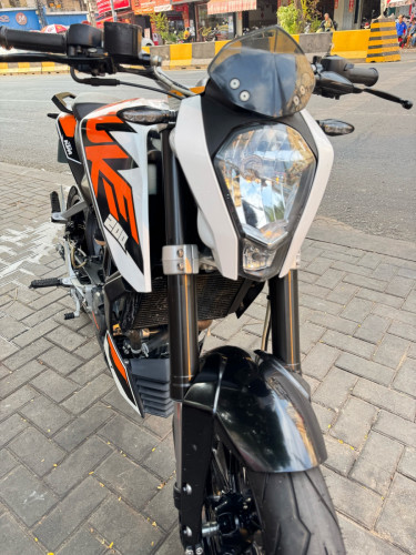 ម៉ូតូ