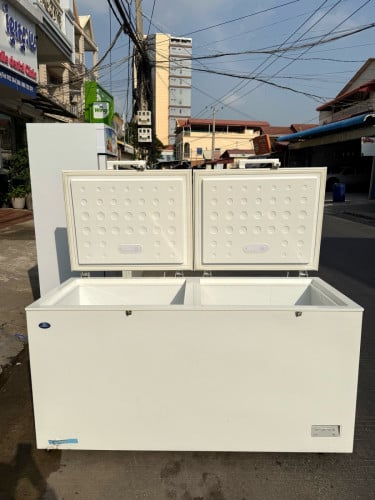 ទូកកសុតខ្នាតធំៗ លក់