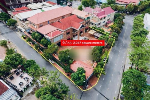 ផ្ទះវីឡាកែង លក់នៅទួលគោក