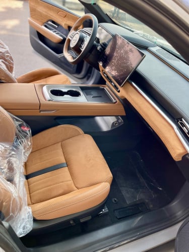 Mazada EZ-6 សាំង+អគ្គីសនី ឆ្នាំ2025