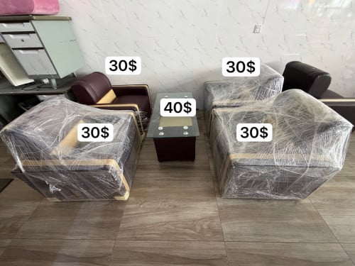 តុសាឡុងថ្មីស្អាត