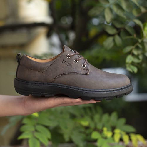 ស្បែកជើងទើបចេញថ្មី ស្អាត់លេខ ១ ចុះ 30%