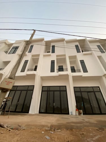 ផ្ទះសម្រាប់លក់ House for sale