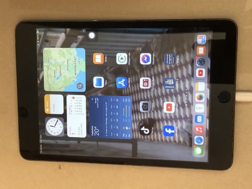 លក់ឬដូរ iPad Mini 4 128 Bypass