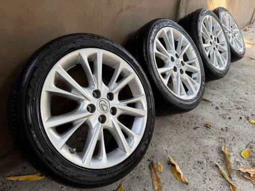 យ៉ាន់សុីន Lexus Hs250h R18 សំបក 95% 225/45R18