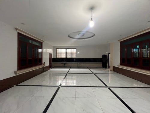 11 Bedroom Big Villa for Rent in Khan Meanchey