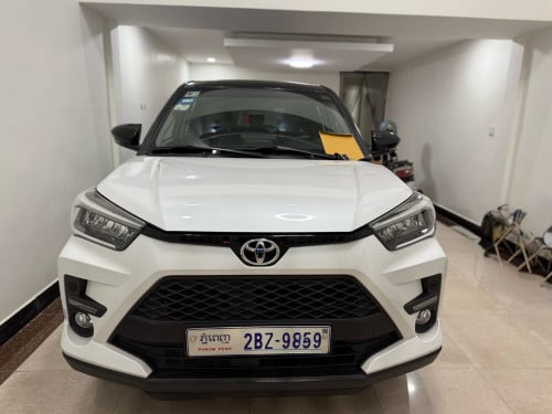 2023 TOYOTA RAIZE ដំបូលខ្មៅ