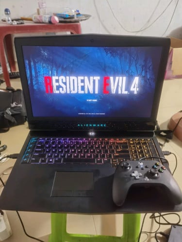 alienware 17 R5 i7 8th ram 16g m2 256g hdd 1t gtx 1070 8g 435$