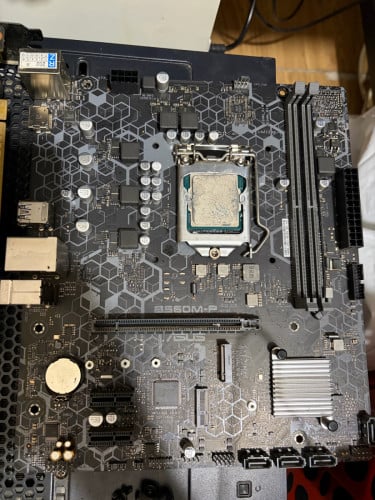 B560M-Plus / I5-10400F 90$