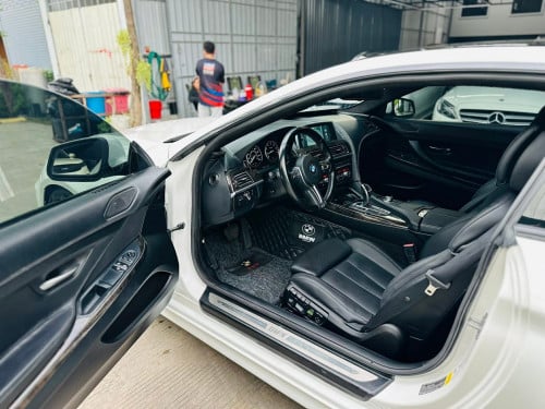 BMW 640i 2012 Full Option