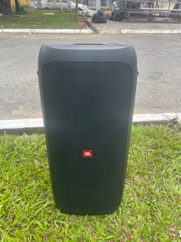 JBL 310 ស្អាត​ ធានាថ្មរនិងសំលេង​ តំលៃ295$ ភ្នំពេញ​ លេខនិងតេឡេក្រាម089222158(ទទួលវៃដូរ)