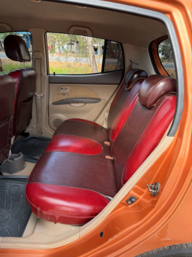 KIA ម៉នីញឆ្នាំ 2005