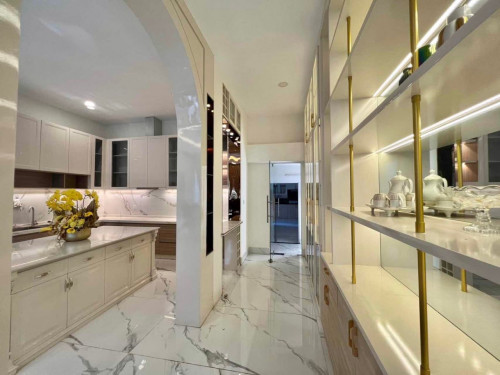 King Villar for rent in PH60m