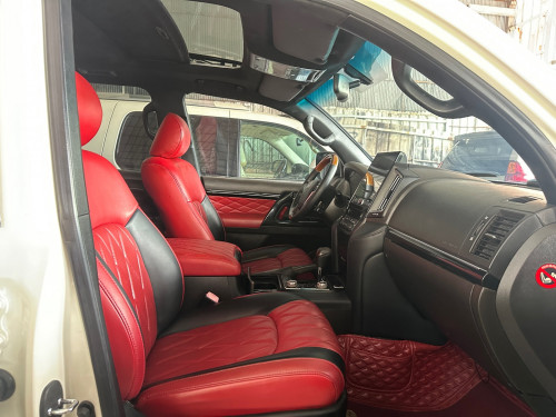 Land Cruiser 2008 ឡេីង 2021 ឡេីង ក្នុង ក្រៅ