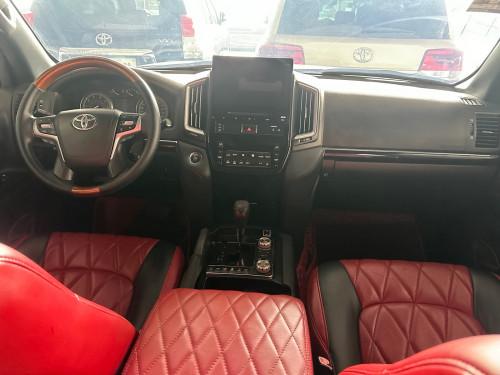 Land Cruiser 2008 ឡេីង 2021 ឡេីង ក្នុង ក្រៅ