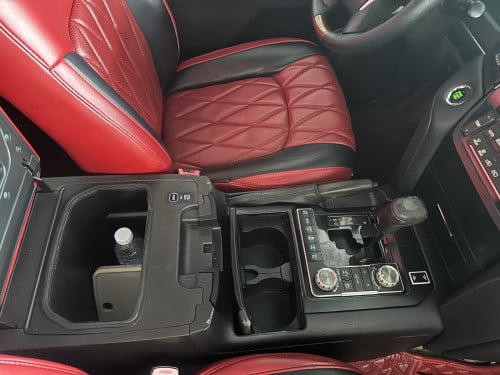 Land Cruiser 2008 ឡេីង 2021 ឡេីង ក្នុង ក្រៅ