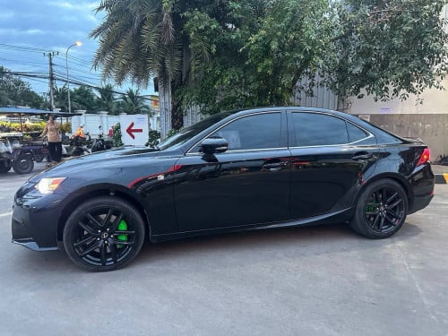 LEXUS IS 200T 2016 Fsport 🍒 (តុបតែងស្រេច)