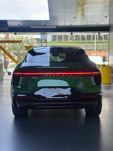Lotus Eletre 600