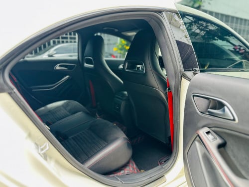 Mercedes CLA45 AMG 2014 Full Option Price: 32000$