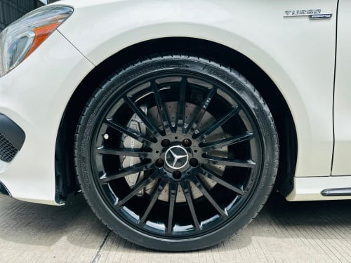 Mercedes CLA45 AMG 2014 Full Option Price: 32000$