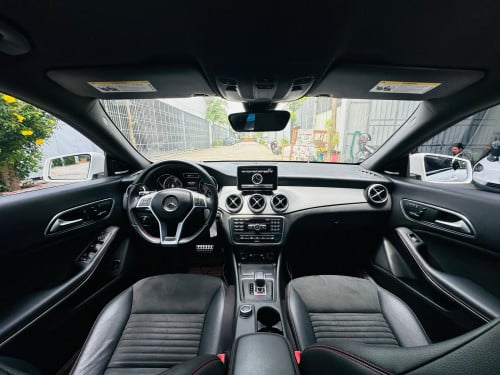 Mercedes CLA45 AMG 2014 Full Option Price: 32000$