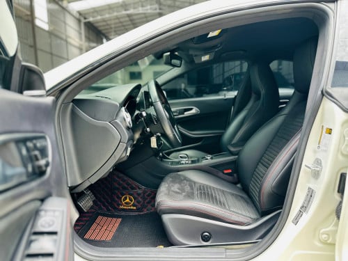 Mercedes CLA45 AMG 2014 Full Option Price: 32000$