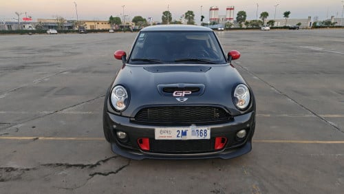 mini coopers  MT
