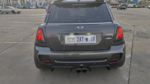 mini coopers  MT