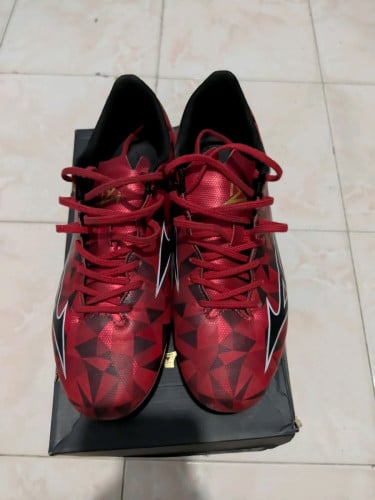 Mizuno Alpha AG Grade C