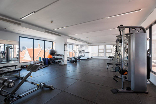 Modern 1 Bedroom Condo for RENT in Embassy Residence with Gym and Pool