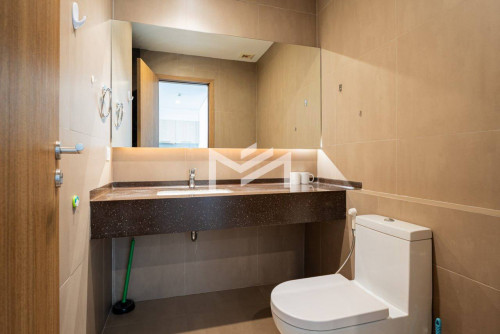Modern 1 Bedroom Condo for RENT in Embassy Residence with Gym and Pool