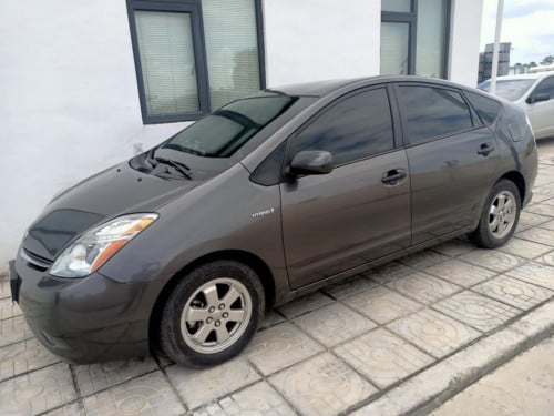 PRIUS 2006 For Rent /出租
