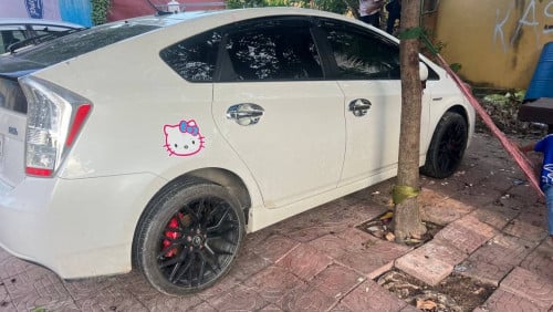 PRIUS 2010 For Rent /出租